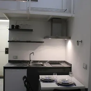  Apartamento Piccolo Loft A Due Passi Dal Castello Italia